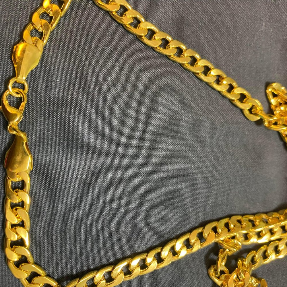 24 Inch Gold Tone Chain - Picture 4 of 4